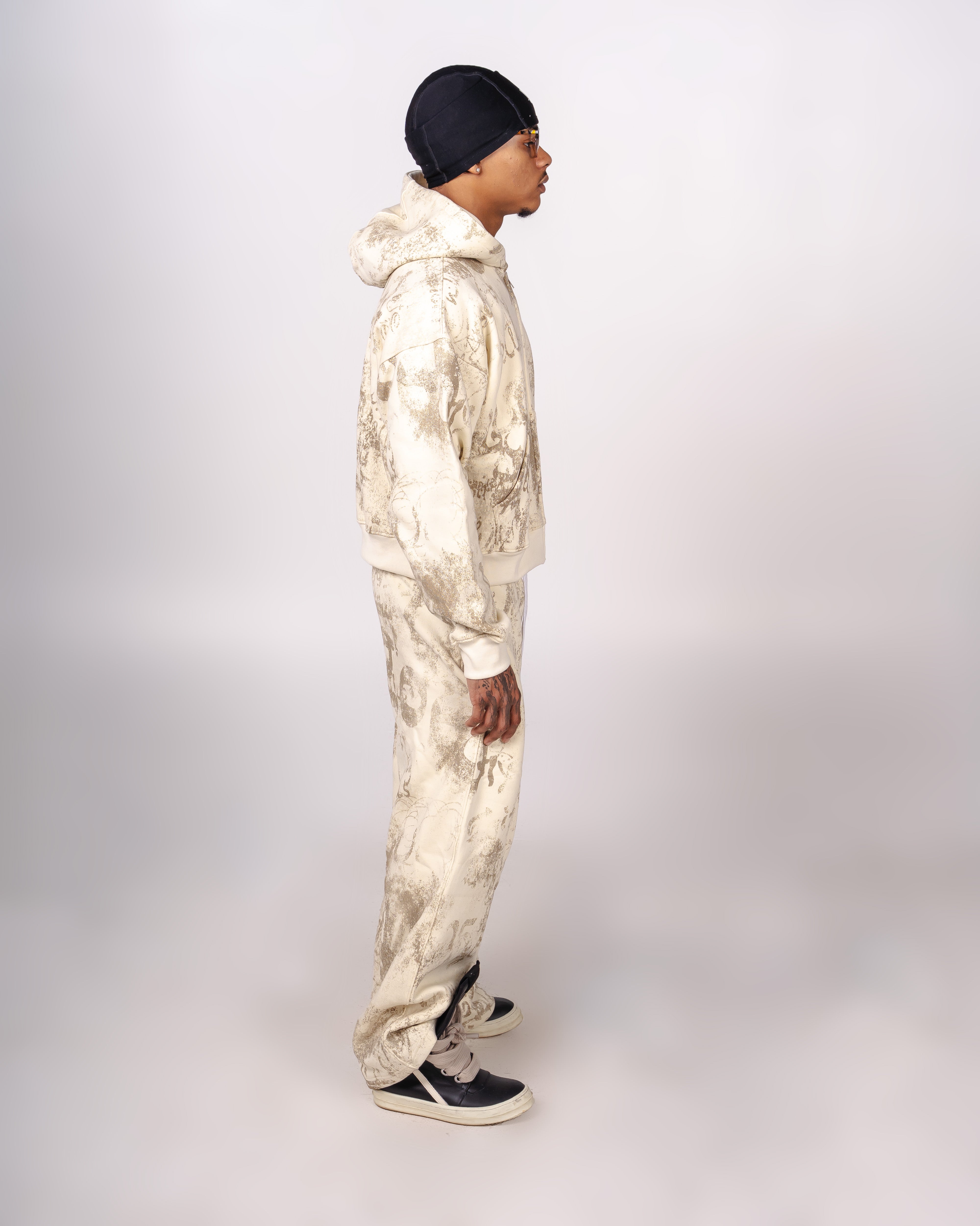 SAND SWEATS