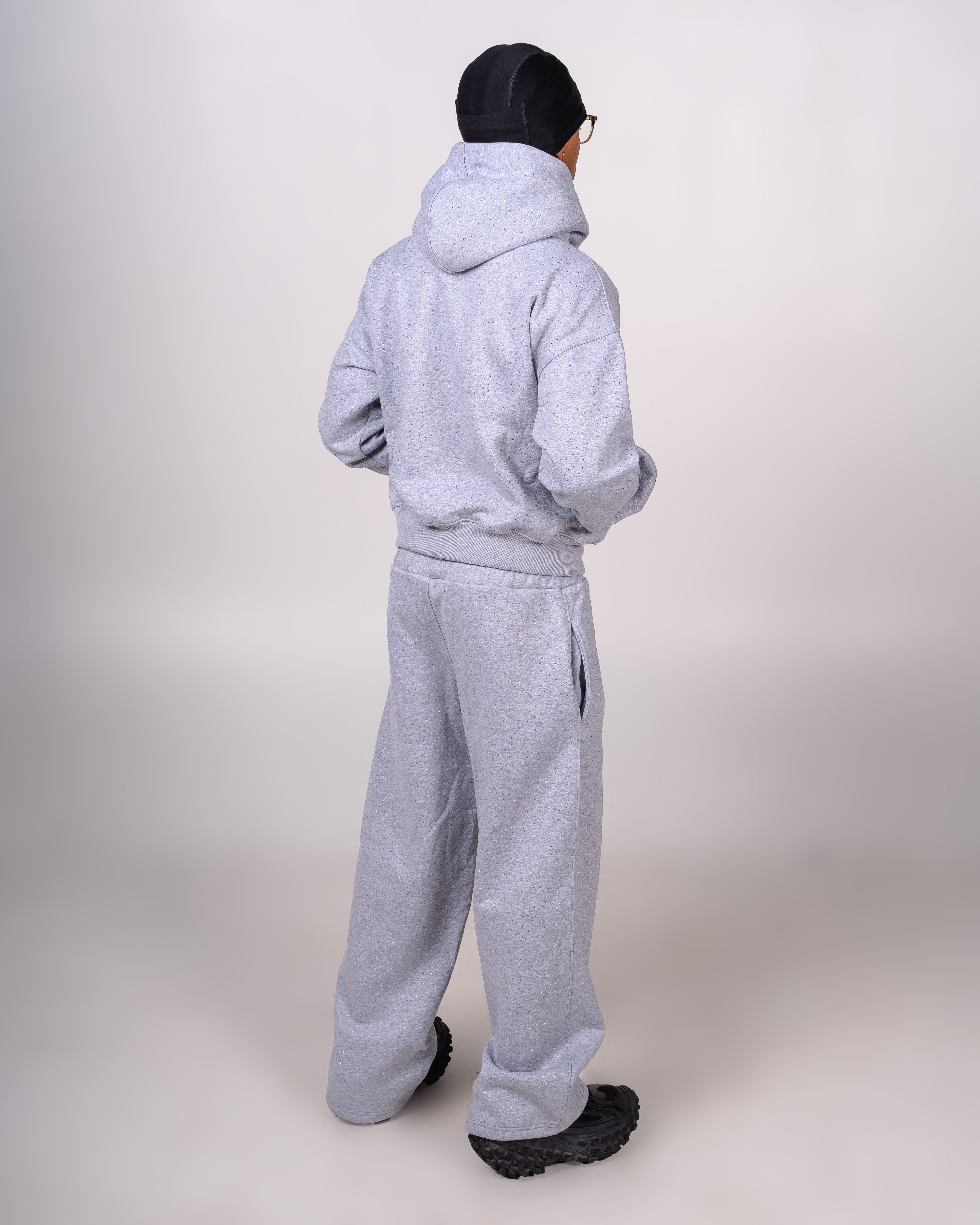 WOLF GREY SWEATS