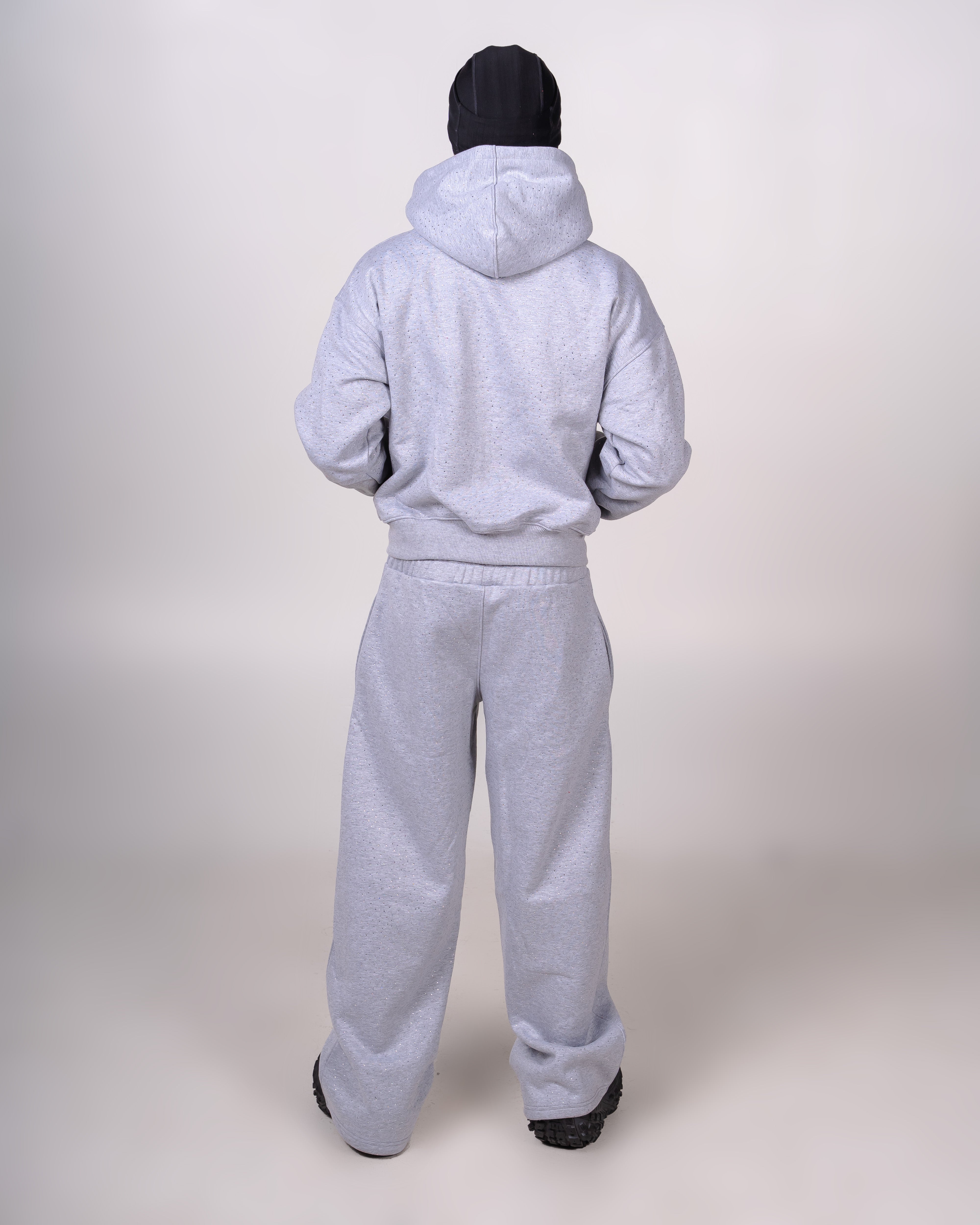 WOLF GREY SWEATS